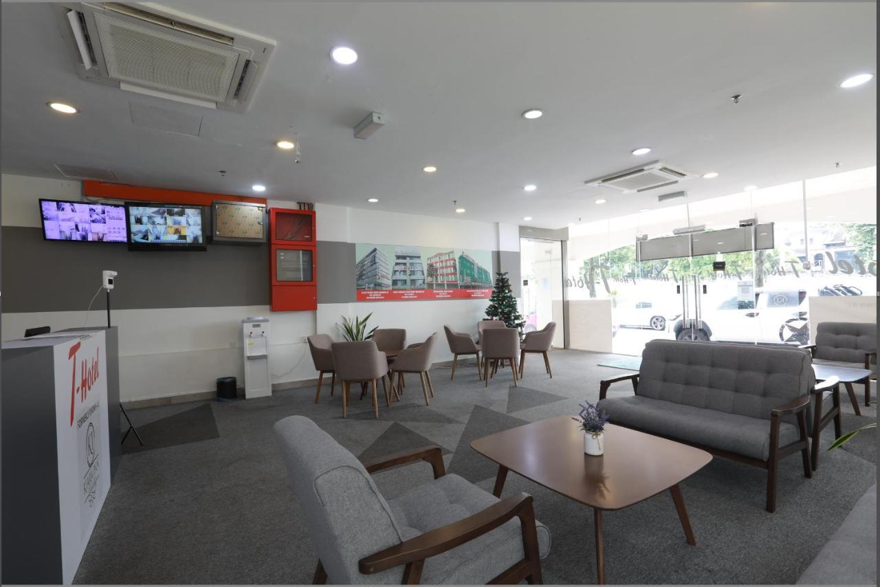 T-Hotel Mont Kiara Куала Лумпур Екстериор снимка